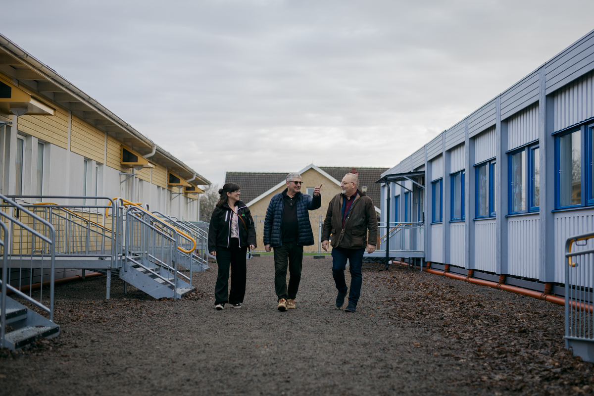 <span id="hs_cos_wrapper_name" class="hs_cos_wrapper hs_cos_wrapper_meta_field hs_cos_wrapper_type_text" style="" data-hs-cos-general-type="meta_field" data-hs-cos-type="text" >Adapteos moduler räddar elevers skolgång</span>